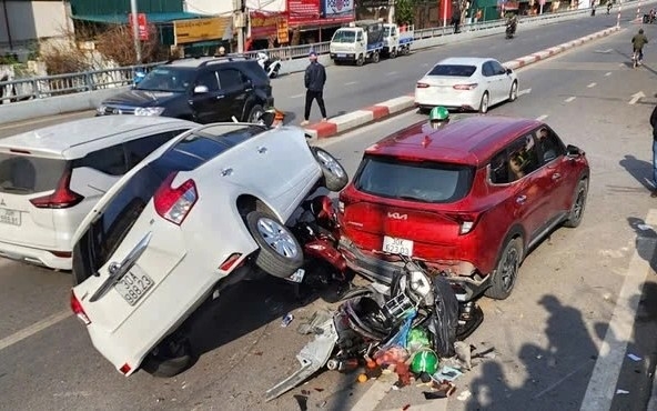 Traffic accidents claim 170 lives over seven days of Tet holiday